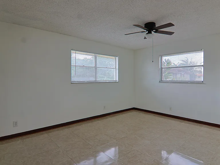 6636 SW 41st St #6636 — Photo 12