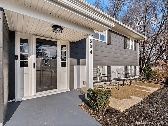 4th image of 604 Navajo Drive