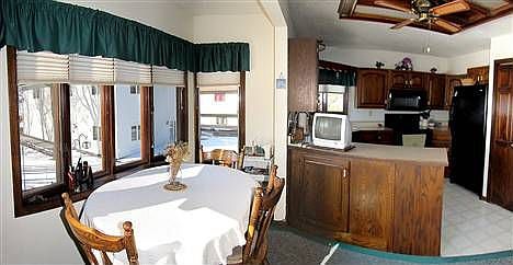 4th image of 8092 N Shore Trl N
