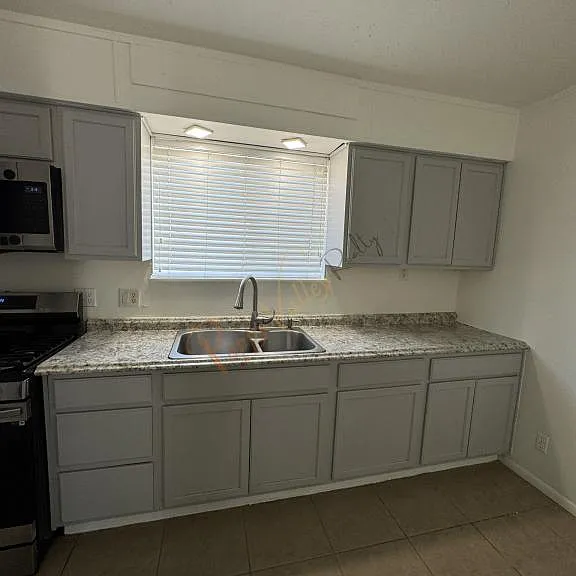 3099 E Northfield Ave — Photo 5