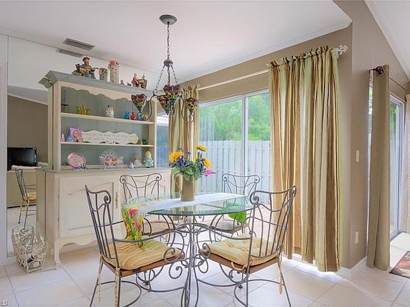 5th image of 6220 Timberwood Cir APT 124