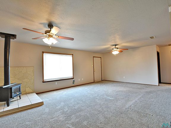 2nd image of 1808 Debra St