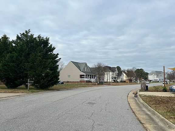 4th image of 10454 Sylvia Cir