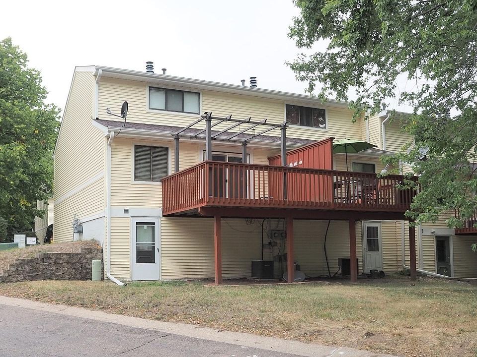 1st image of 1650 City View Dr #17