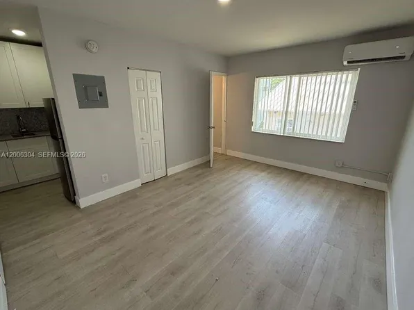 6647 SW 59th Pl, Miami, FL