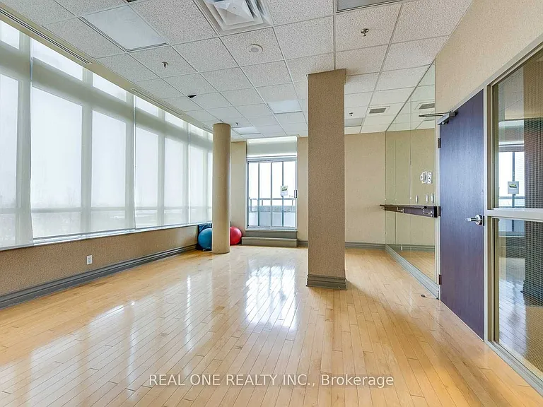 349 Rathburn Rd W #1611 — Photo 23