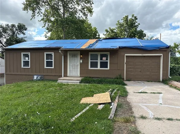 6310 E 153rd St, Grandview, MO 64030