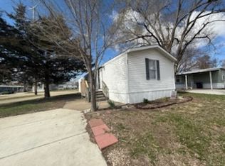 59 Emery Pl, Manhattan, KS 66502