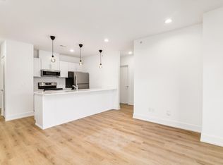 3965 Westcreek Dr #2B-2BA-850SQFT, Troy, MI 48084