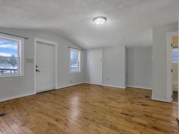 4th image of 525 N Zane Ave