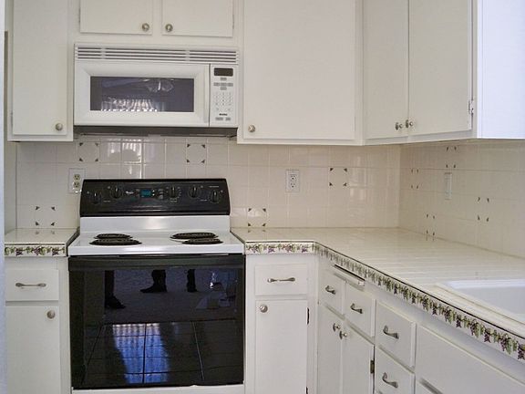 5th image of 42829  15th St   West #1