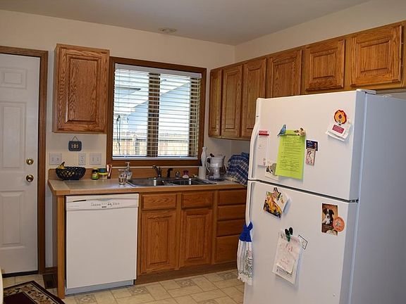 5th image of 3585 Stillwater Dr