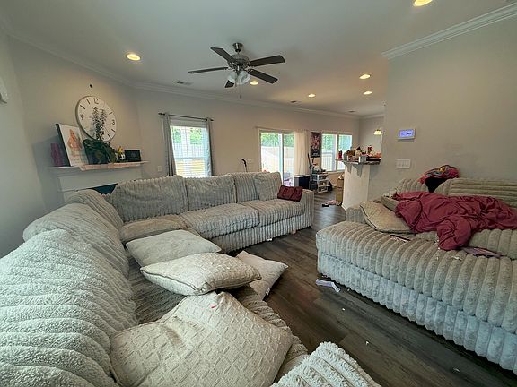 5th image of 334 Alameda Ln
