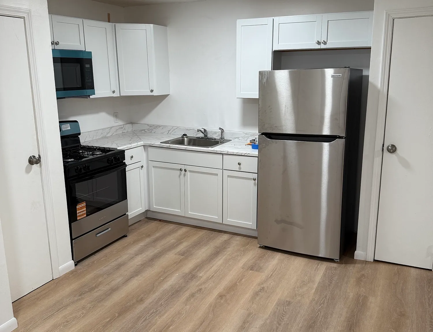 4 bed, 1.5 bath, 1475 sqft, $1,400 — Photo 1