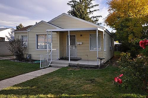 1st image of 334 E Welby Ave