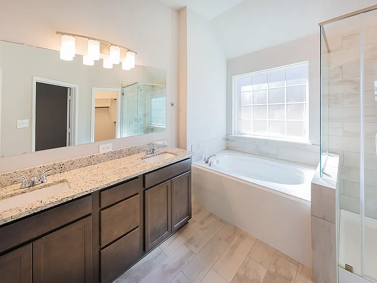 3305 Rolling View Ct — Photo 23