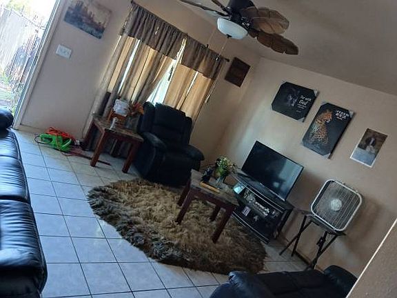4th image of 1408 North Ave #2