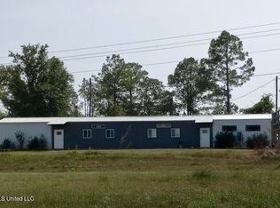 109 Latroy Cooley Rd, Lucedale, MS 39452