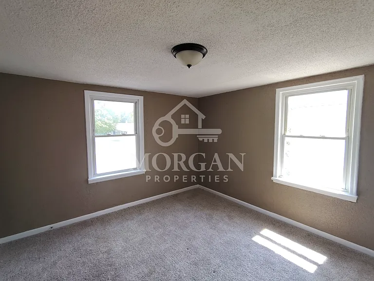 3507 Brown St — Photo 5