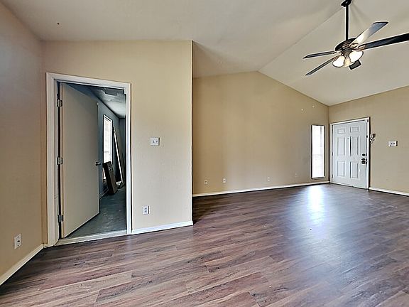 5th image of 2900 Galemeadow Dr