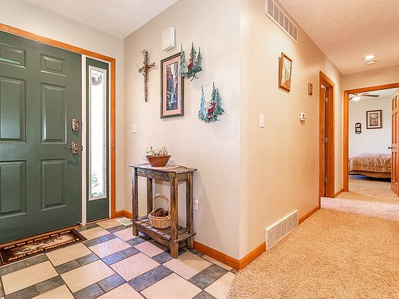 3rd image of 13623 Northmoor Dr