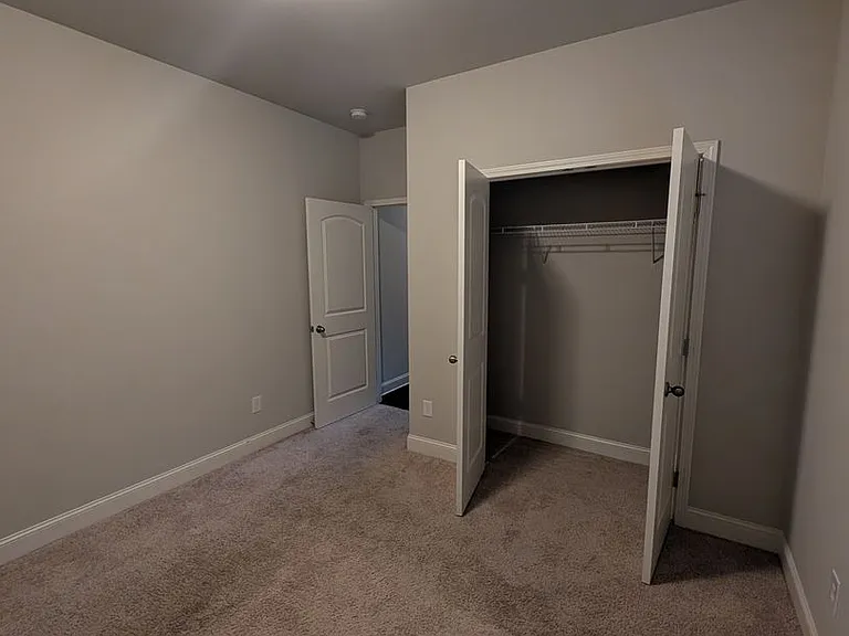 207 Blackwood Dr NW — Photo 15