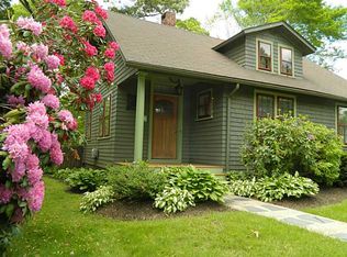 85 Blackbird Rd, South Kingstown, RI 02892