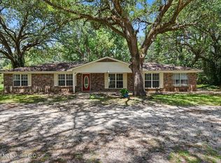 9121 Prairiebrook Rd, Moss Point, MS 39562
