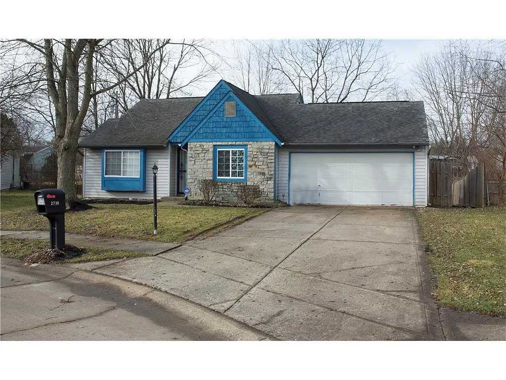 2710 Heatherlea Ct photo 1