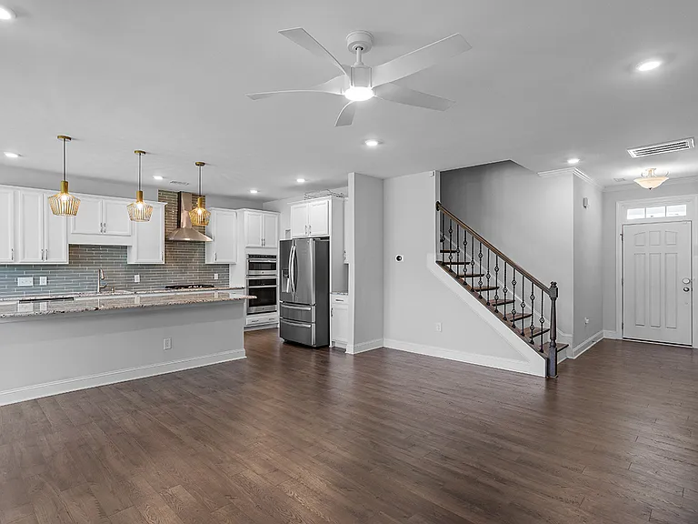 218 Amethyst Way — Photo 6
