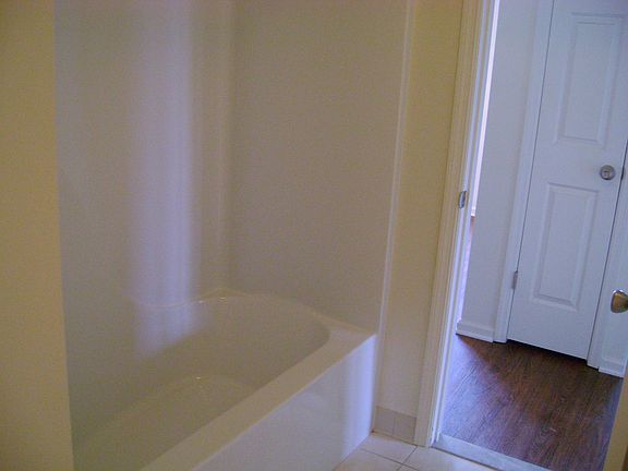 5th image of 97 Marsdale Ct