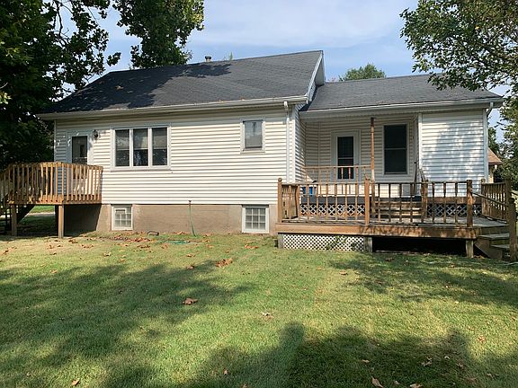 2nd image of 1814 Laharpe St