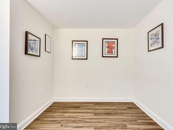 3rd image of 2451 Midtown Ave #615