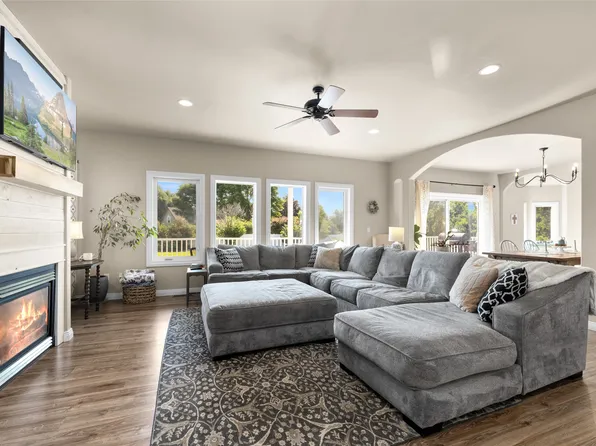 218 E Bowman Dr, Kalispell, MT 59901