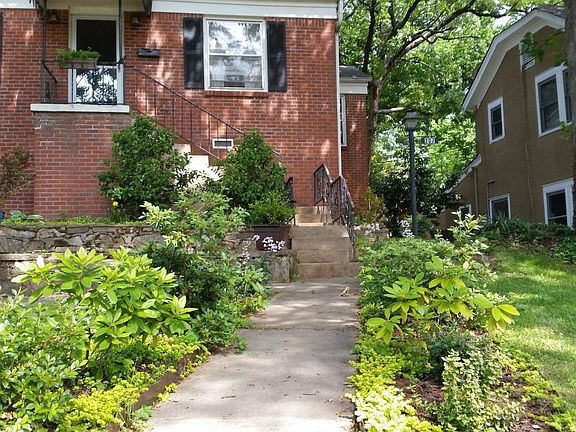 207 Vernon Avenue