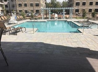 435 River Rd #1206, Highland Park, NJ 08904