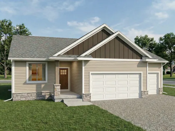 3269 Marigold Cir, Pella, IA 50219