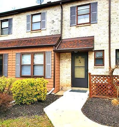 3rd image of 84 Bishop Dr #84