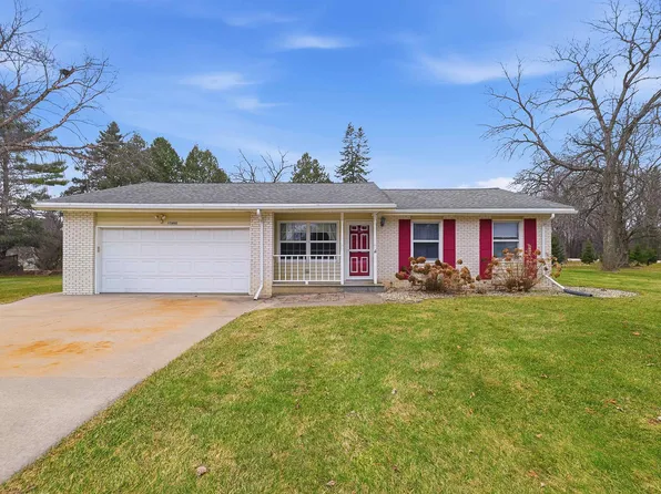 N7446 Beaver Bay Dr, Beaver Dam, WI 53916