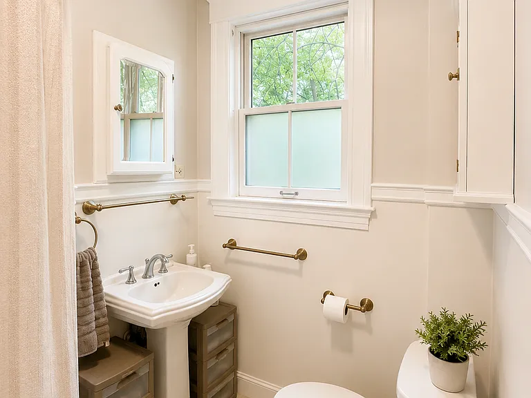 67 Thorndike St #1 — Photo 4