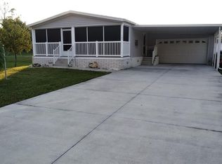 165 Sago Palm Dr, Leesburg, FL 34748