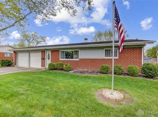 3875 Wimbledon Cir, Dayton, OH 45420