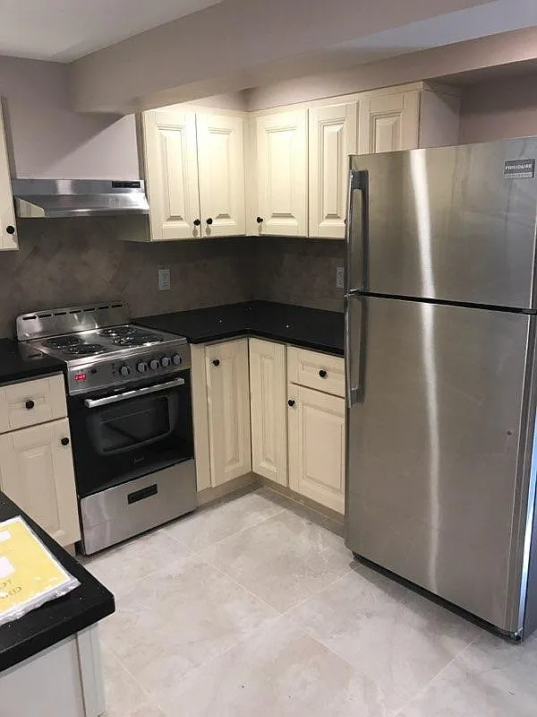 Studio, $1,500 — Photo 2