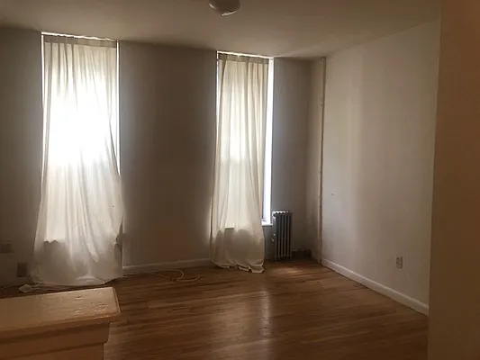 Rented by Tompkins Square Realty | media 16