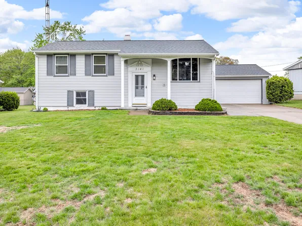 3942 Viking Dr, Jackson, MI 49201