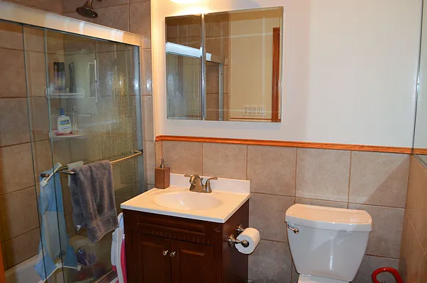 Rented by OvCo Realty | media 59