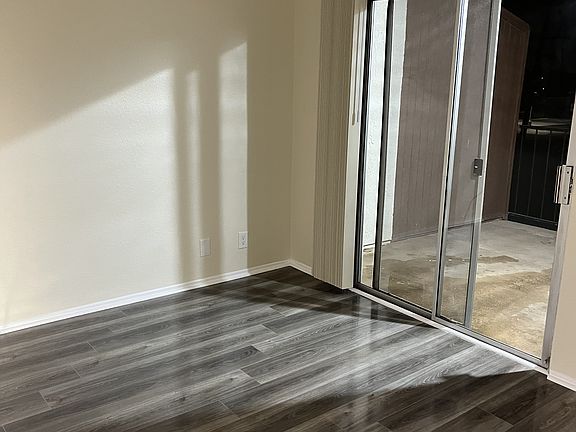 2nd image of 309 S Garnsey St #D