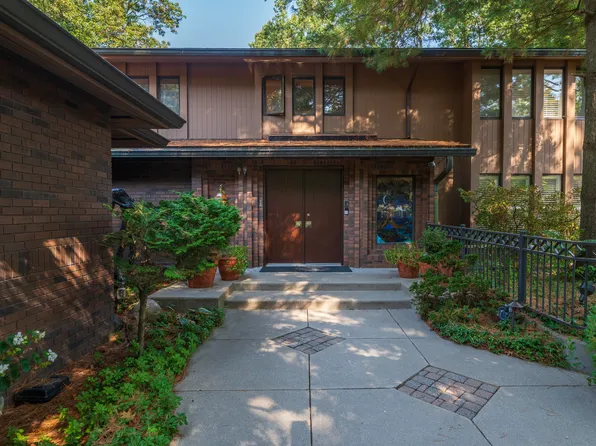 5420 Whippoorwill Dr, Kalamazoo, MI 49009