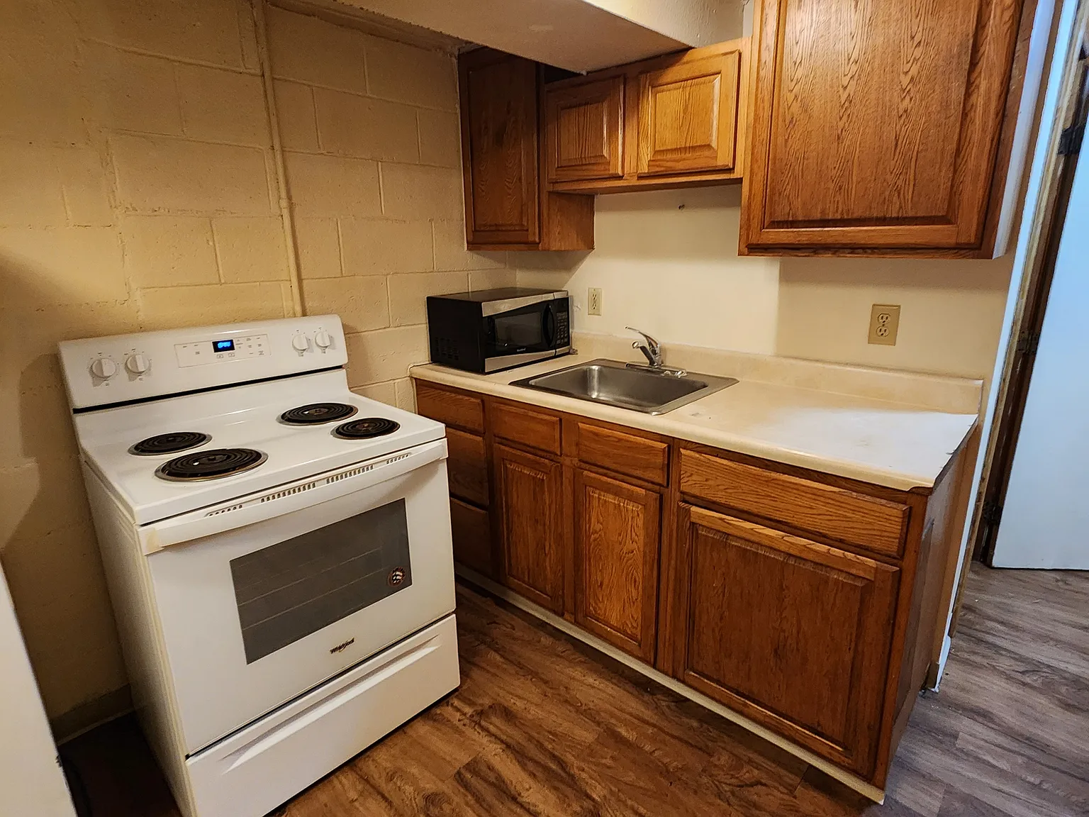1 bed, 525 sqft, $600 — Photo 2