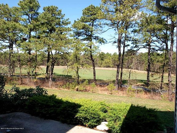 4th image of 39 Bradley Beach Way
